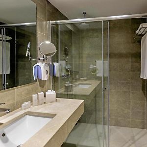 Standard Zimmer mit zwei Einzelbetten